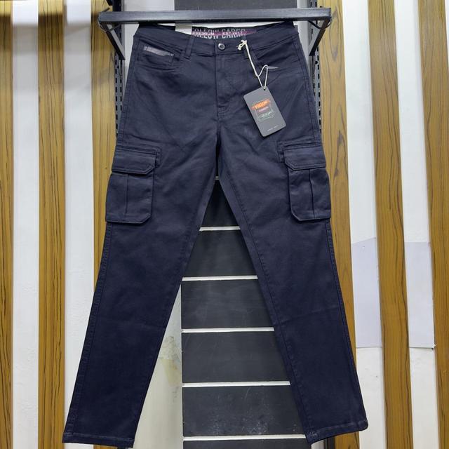 Six Pocket Cargo Pant