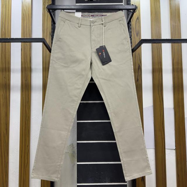 Twill Chino Pant