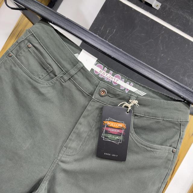 Basic Twill Pant