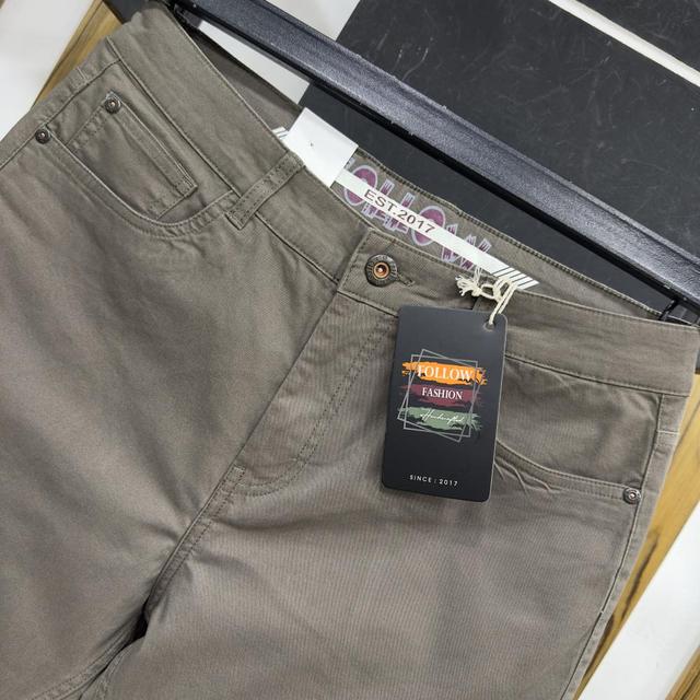 Basic Twill Pant