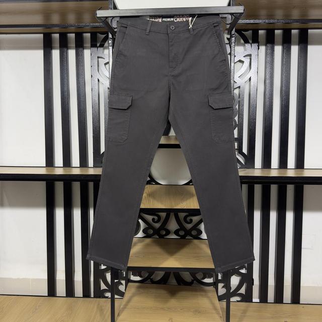 SIX POCKET CARGO PANT