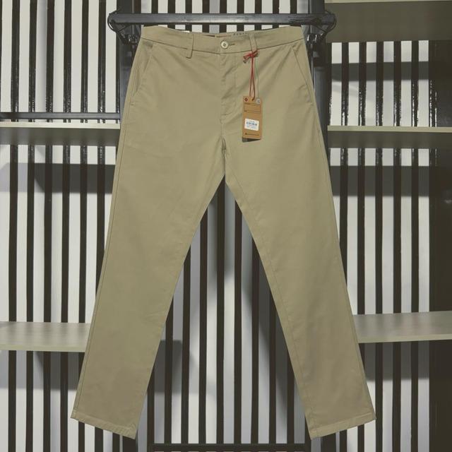 Twill Chino Pant